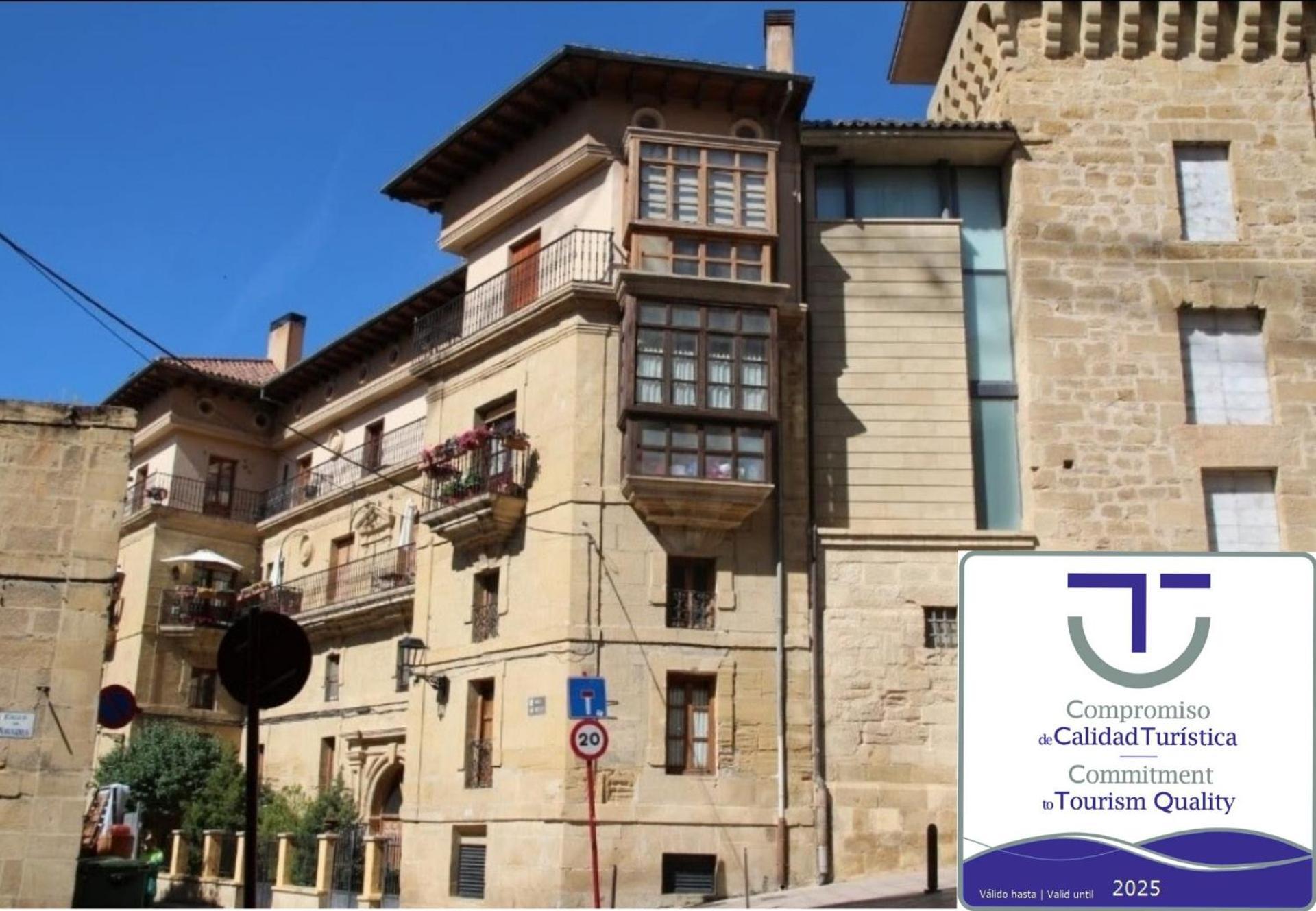 Apartamento Palacio de Las Sevillanas Haro Bagian luar foto
